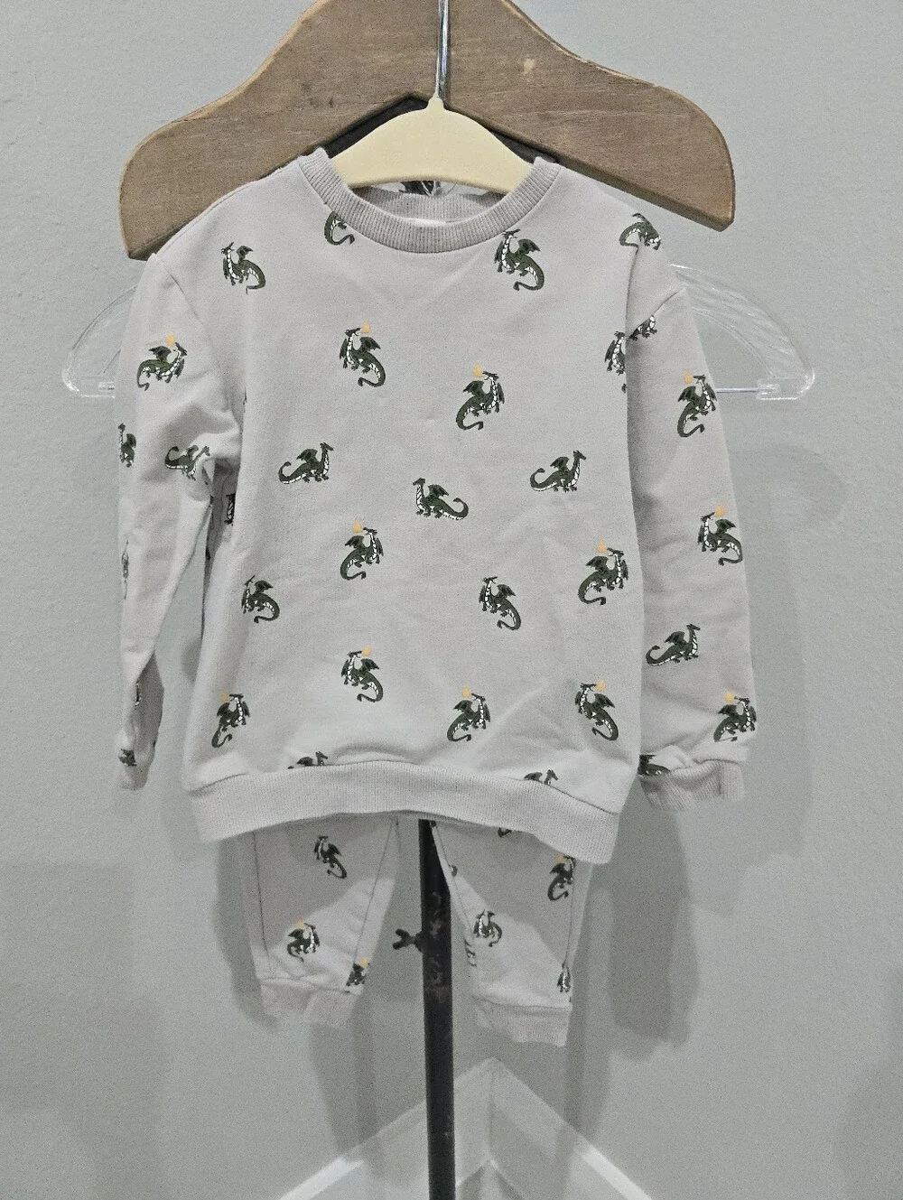 miles the label Sweatshirt Set in Light Gray Taupe Dragons 24 Months